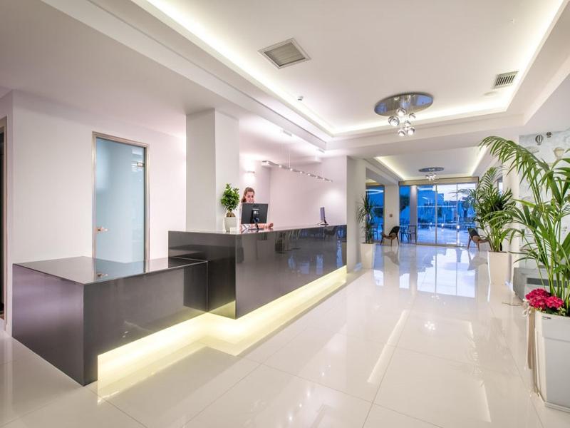 Mediterranee Hotel Plános 外观 照片
