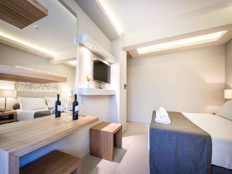 Mediterranee Hotel Plános 外观 照片